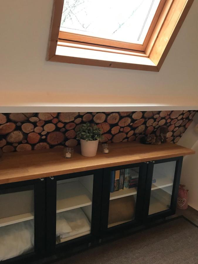 Villa Heavenly Renovated Cabin Near Pittoresque Durbuy - Whistler Extérieur photo